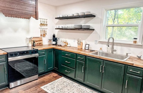 Thompson's Station Cottage | Fully Furnished 3BR Home Flexible Stays Fast WiFi Quiet Location