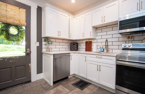 Middletown House | Fully restored historic 1911 three bedroom, two bath home in Middletown OH