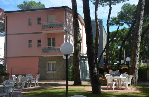 Milano Marittima House | Garnì Garten