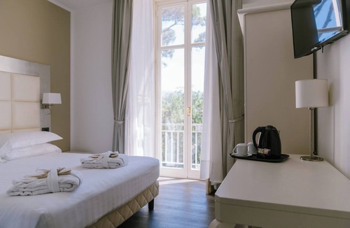 Castelvenere Hotel | Grand Hotel Telese