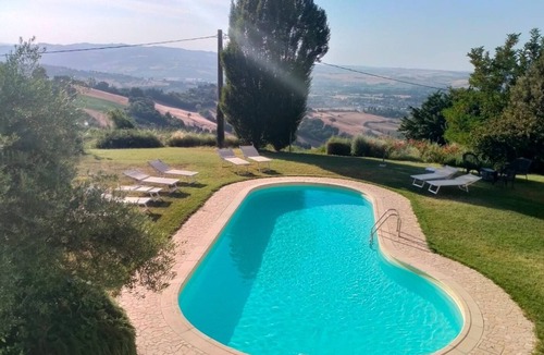 Montelabbate Villa | Great villa with pool, free wifi, beach, sea, last minute, Italy