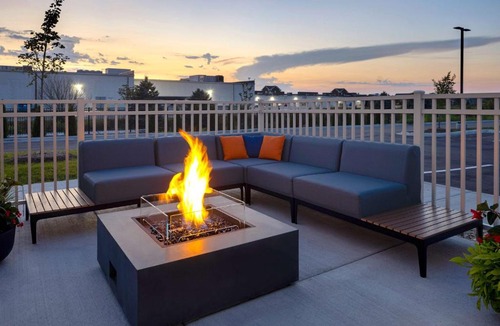 Crown Point Hotel | Hampton Inn Crown Point, In