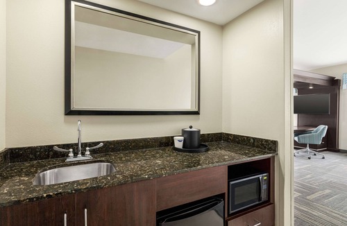 New Albany Hotel | Hampton Inn New Albany