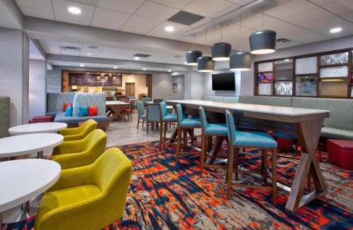 Paris Hotel | Hampton Inn Paris, Tn