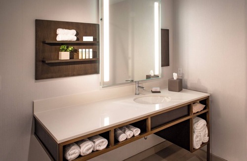 Pullman Hotel | Hampton Inn Pullman