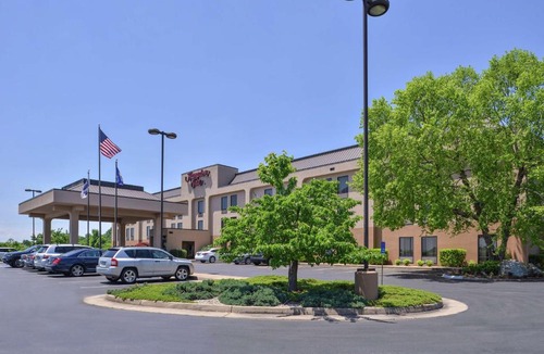 Jolivue Hotel | Hampton Inn Staunton