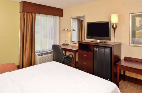 Jolivue Hotel | Hampton Inn Staunton