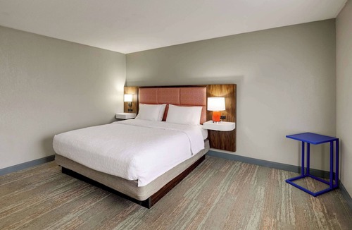 Glen Carbon Hotel | Hampton Inn & Suites St. Louis-Edwardsville