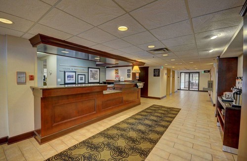 Southport Hotel | Hampton Inn Indianapolis-South