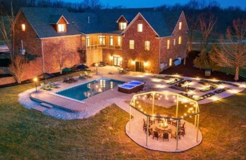 Frankfort House | Heated Pool, Hot Tub, Mini Golf, Theater-Sleeps 28