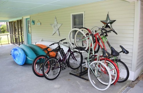 Deep Hole House | Heron Point | Kayaks, Bikes & Boat Launch