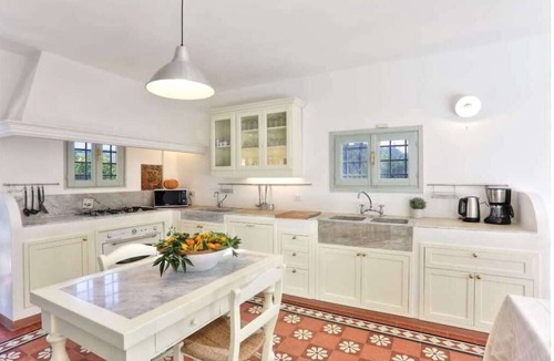 Margine Coperta-Traversagna Villa | High End Villa With Classic Pool & Design