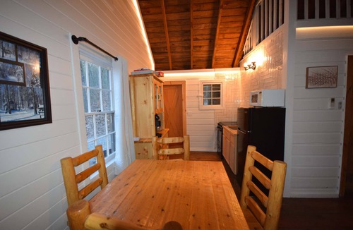 Saluda Cabin | High Top cabin at Saluda Grade Cabins!