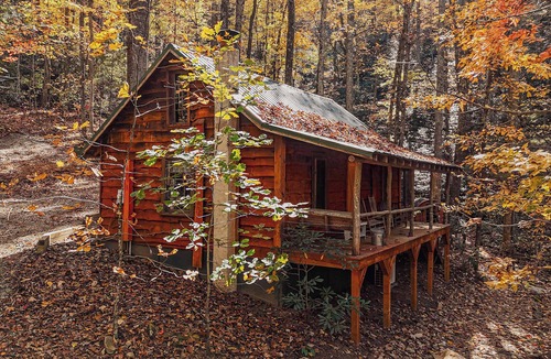 Saluda Cabin | High Top cabin at Saluda Grade Cabins!