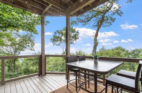Mountain Air House | Hiking On-Site: Mtn-View Burnsville Condo!