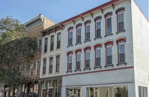 Lafayette Apartment | Historic Charm In the Heart of Downtown Lafayette