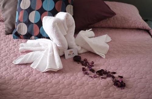 Aversa House | Hoa Suites