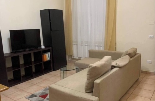 Pontedera Apartment | Holiday Home in Pontedera Caterina Apartment