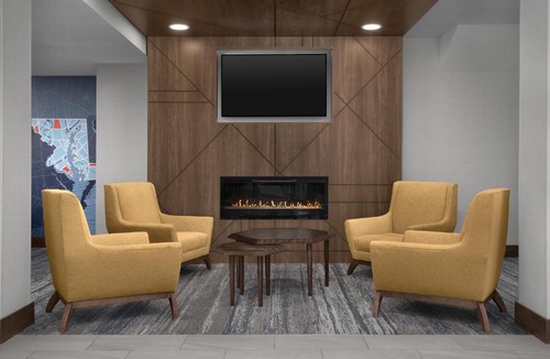 Pumphrey Hotel | Holiday Inn Express Baltimore - BWI Airport NE by IHG