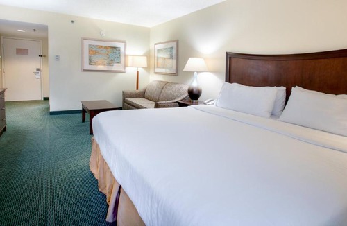 Plainfield Hotel | Holiday Inn Express Indianapolis Airport by IHG