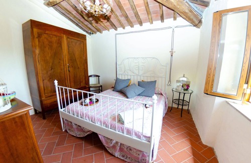 Lanciole House | Home on the hills overlooking Pescia, between Lucca and Florence, private pool with salted water