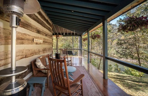Rockbridge Baths Cabin | `Home Place on the Maury` is a slice of heaven!