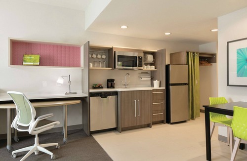 Williamsville Hotel | Home2 Suites by Hilton Williamsville Buffalo Airport