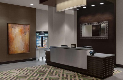 Springfield Hotel | Homewood Suites Springfield