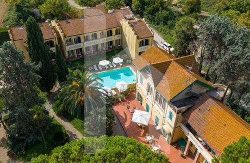 Roseto degli Abruzzi Apartment | Homiday - Villa Rosella