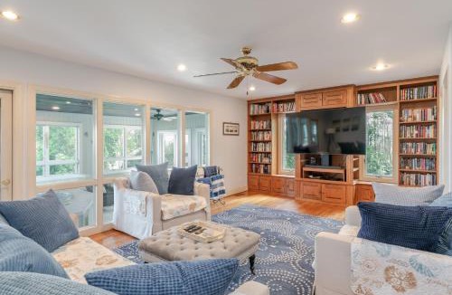 Urbanna House | Hot Tub + Private Beach: Waterfront Urbanna Escape