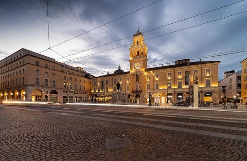Parma City Centre Hotel | Hotel Button