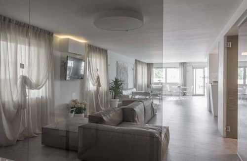 Pinarella Hotel | Hotel Commodore