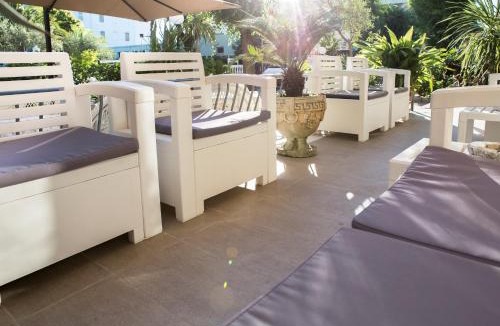 Cattolica Hotel | Hotel Corallo B&B