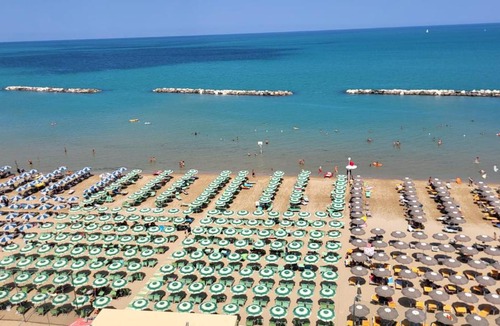 Pesaro Hotel | Hotel Embassy