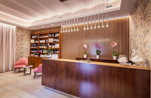 Mondavio Hotel | Hotel La Palomba
