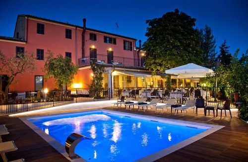 Mondavio Hotel | Hotel La Palomba