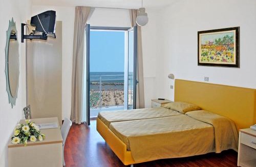 Pesaro Hotel | Hotel Majestic
