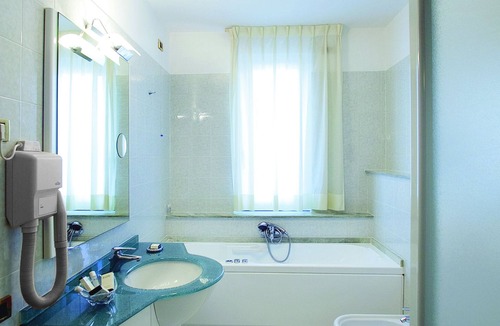 Lido di Fermo Hotel | Hotel Royal