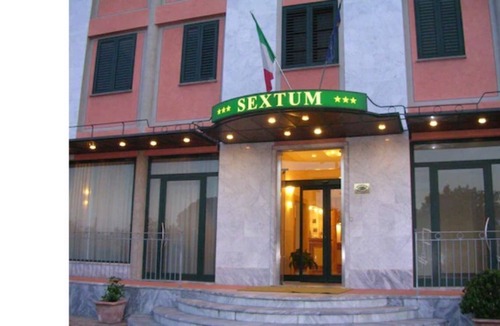Cascine-La Croce Hotel | Hotel Sextum