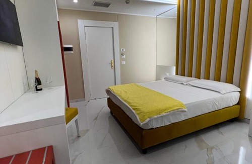 Qualiano Hotel | Hotel Smeraldo