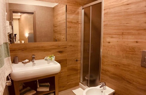 Qualiano Hotel | Hotel Smeraldo