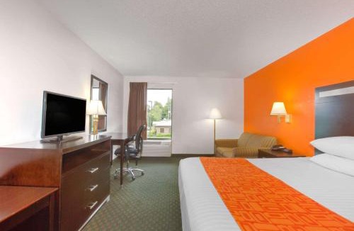 Beckley Hotel | Howard Johnson by Wyndham Beckley