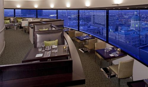 Wholesale District Hotel | Hyatt Regency Indianapolis