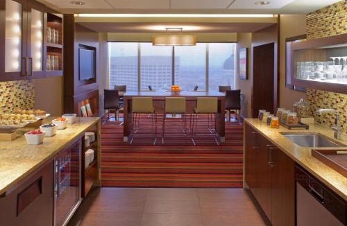 Wholesale District Hotel | Hyatt Regency Indianapolis