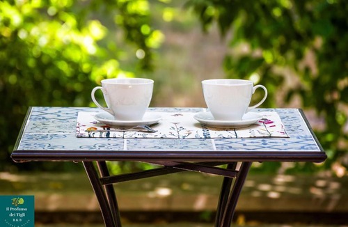 Formigine Bed & Breakfast | Il Profumo dei Tigli R&B, green boutique villa in Formigine