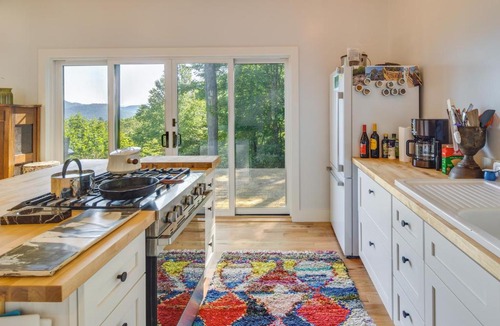 Spruce Pine House | 'Inchworm Ranch' Peaceful Blue Ridge Retreat