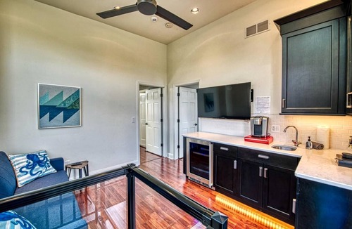 Miller Beach Villa | Incredible Waterfront Villa with Stunning Sights in Gary, Indiana