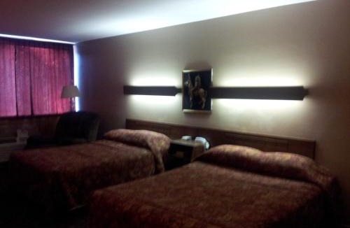 Winamac Hotel | Indian Head Motel