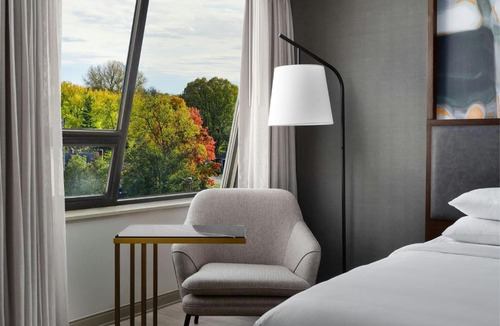 Indianapolis Hotel | Indianapolis Marriott East