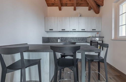 Serrungarina House | Italian Experience - Alloro Holiday Home